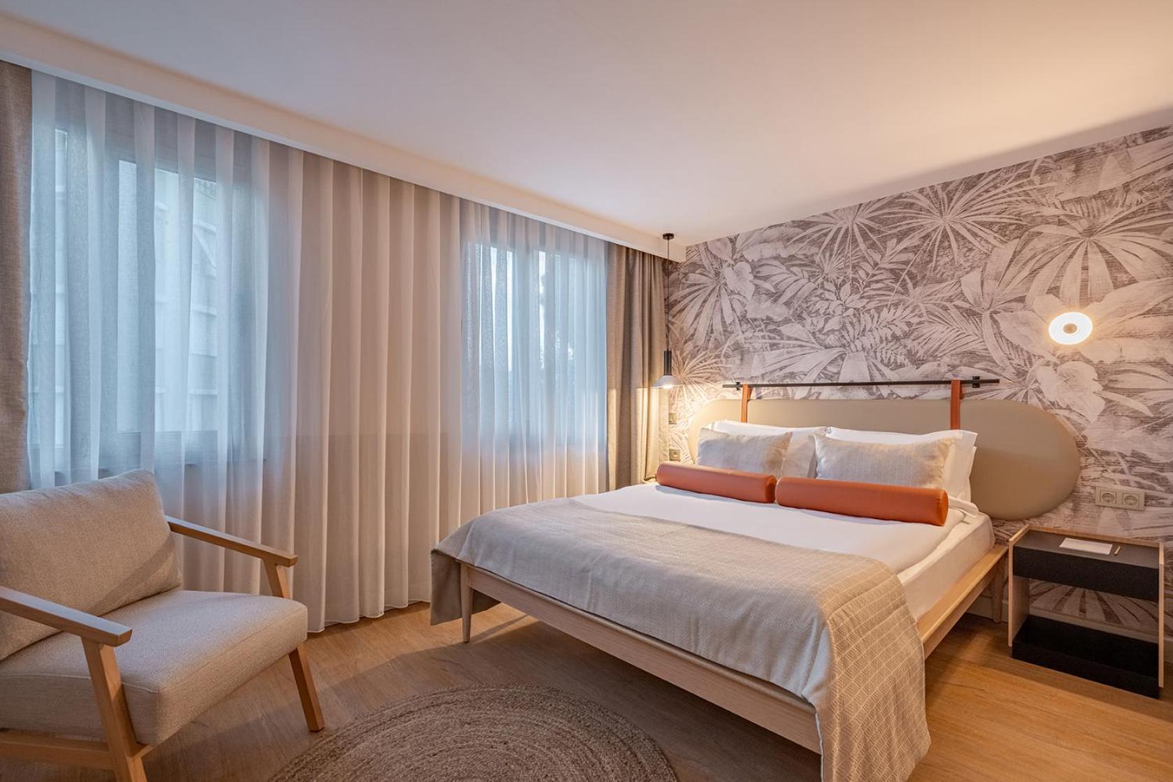 Oli Hotel And Suites Antalya Exteriör bild