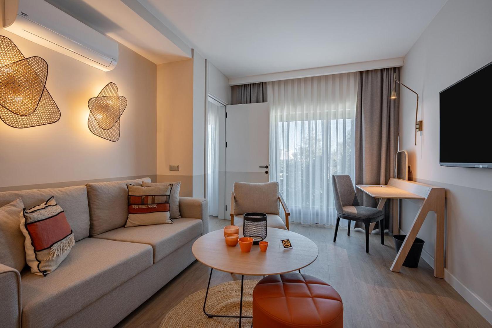 Oli Hotel And Suites Antalya Exteriör bild