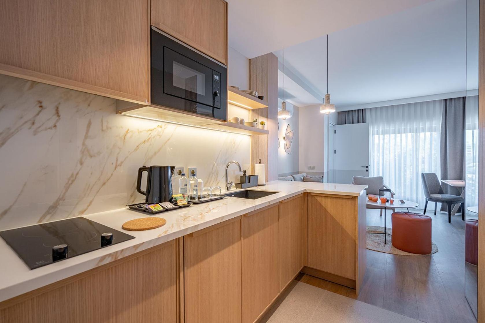 Oli Hotel And Suites Antalya Exteriör bild