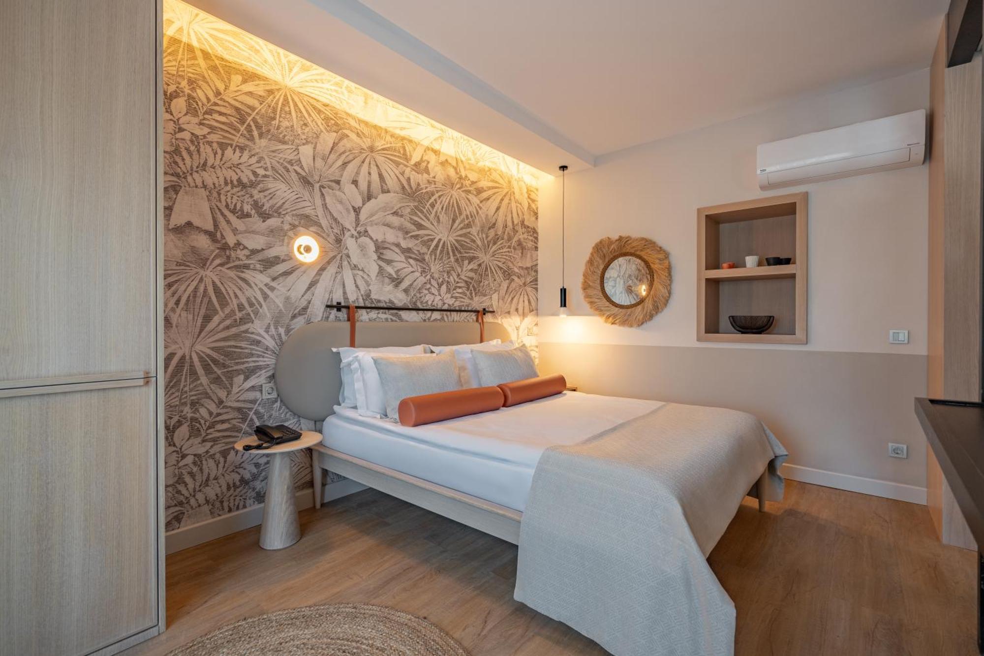 Oli Hotel And Suites Antalya Exteriör bild